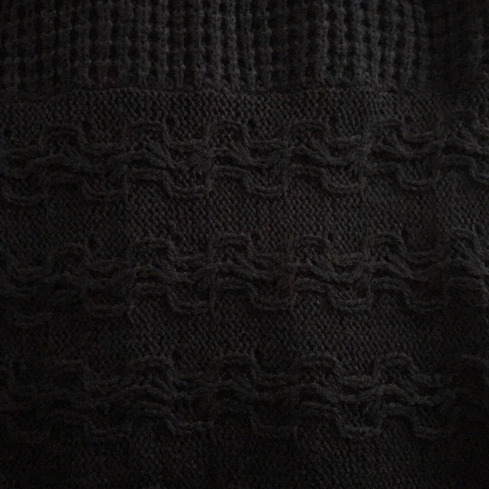 Sweater - Picture 3 of 4